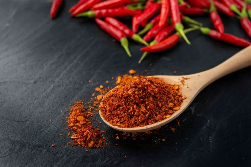 Pieprz cayenne: Ostra przyprawa, która rozgrzeje twoje kubki smakowe